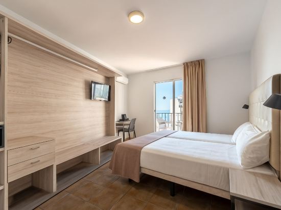 Hotel Queens - Adults Only