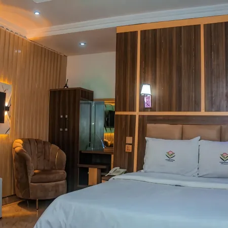 D&G Hotels & Suites