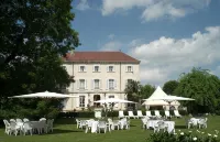 Domaine de Clairefontaine - balcony