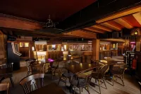 The Longboat Inn