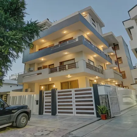 Itsy Hotels Swastika Inn Sector 26