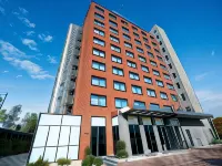 Bastion Hotel Vlaardingen Отели рядом с достопримечательностью «Эмхавен»