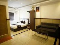Abudhabi Residency - Parkplatz