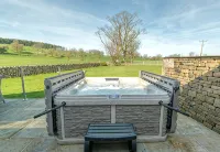 Green Grove Country House