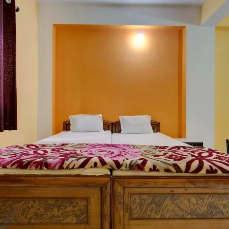 Hotel Arham Inn
