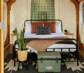 Field Trip Unit 1 Small Canvas Cabin - Hytter