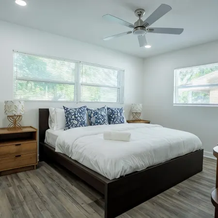 NEW 3-bedroom house in lovely Largo with AC, WiFi. Enjoy your stay