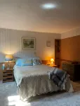 Angola on the Lake- Grandview Bay-25 minutes from Highmark Stadium - Homestays