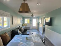 Little Blue on Second St! Cozy & close to the beach, pub, bar, and downtown! - Wi-Fi