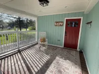 Newly Remodeled 3BR Cottage w/ Hot Tub - Fire Pit - Near Wisconsin Dells - Wifi