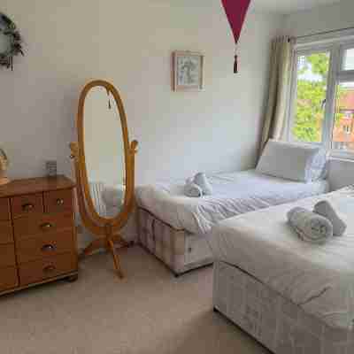 Beautiful 2 bedroom for 5, walk to town, near Legoland and Lapland! Rooms