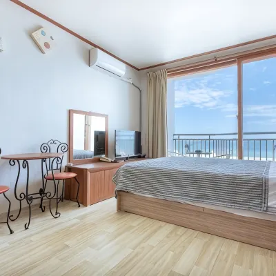 Olive Beach Pension Hotel berhampiran Pantai Hajodae