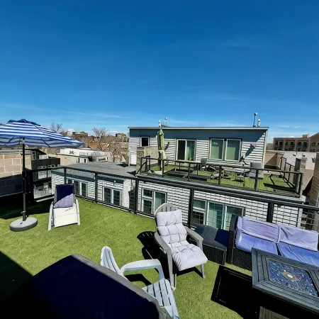 Modern Townhome w/ Rooftop Patio in RiNo/ Five Points, Denver