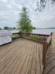 Lakefront 2 Bedroom Cottage Getaway on Chippewa Lake, Michigan - 3-Star