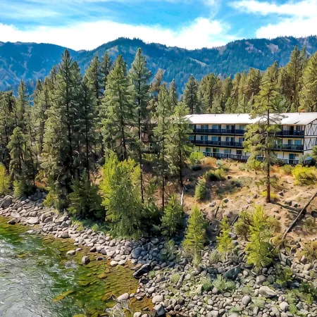 Alpine Rivers Inn