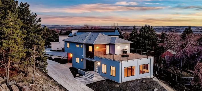 Mountainside Luxury Entertainer | Game Room & Deck Hotels in Ada County