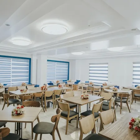 Santiago Cove Hotel and Restaurant