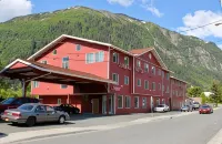 Juneau Hotel