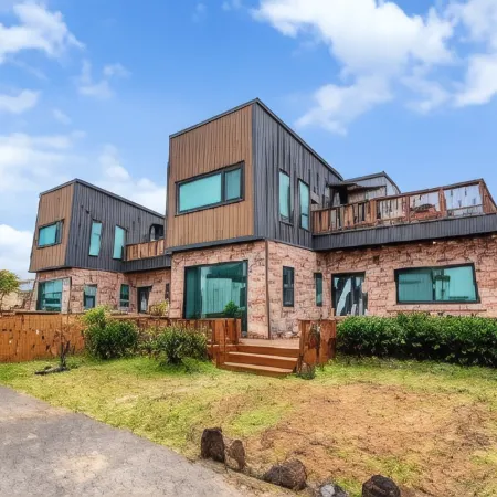 Jeju Jongdal Private Pension Отели рядом с достопримечательностью «Чхон-Канса»