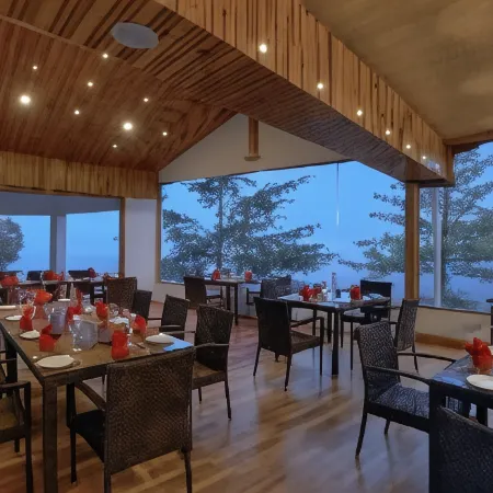 TreeHouse Chail Villas
