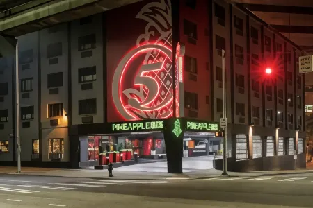 Staypineapple, Hotel Five, Downtown Seattle
