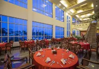 Royal Hotel and Convention Tretes - breakfast