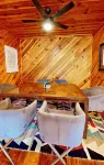 Spacious Southern Coastal Oasis on Wide Open Land—kayaks, Bikes, Corn Hole, BBQ! - 2 tähden