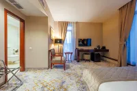 L`Art Hotel Carei - 4-Star