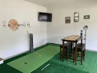 Pinehurst FORE-Bedroom Ranch with Golf Garage & Fenced Large Yard - Wifi