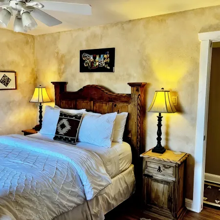 Pueblo Courtyard Home on Rail Trail