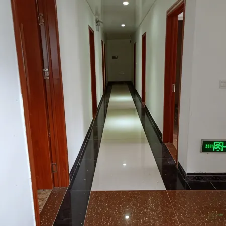 Nanjiang A small hotel