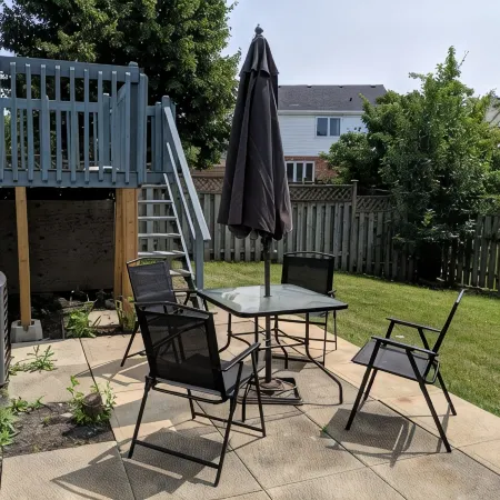 Doctor's Lounge - An Executive Home in Niagara