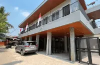 Habitat Bintaro - Pensions