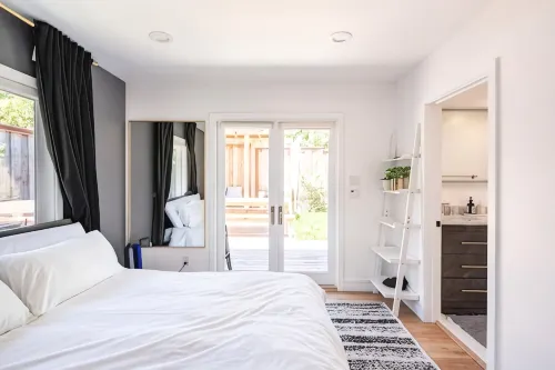 Exquisite 3-bedroom home with hot tub & firepit - 주방