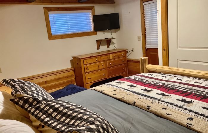 Multi-Family Vacation Bliss -Walk to Beach & Nature Trails Pet OK