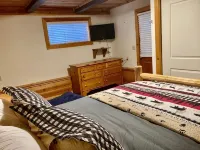 Multi-Family Vacation Bliss -Walk to Beach & Nature Trails Pet OK - Wifi
