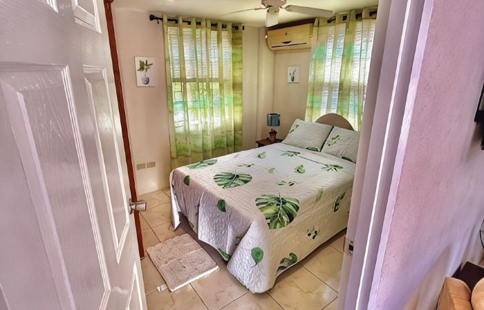 New! Heywoods Beach, West Coast,  4 bed/4 bath