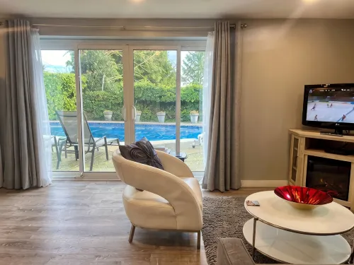 Starlight Poolside ~ 1 bedroom suite - Pools
