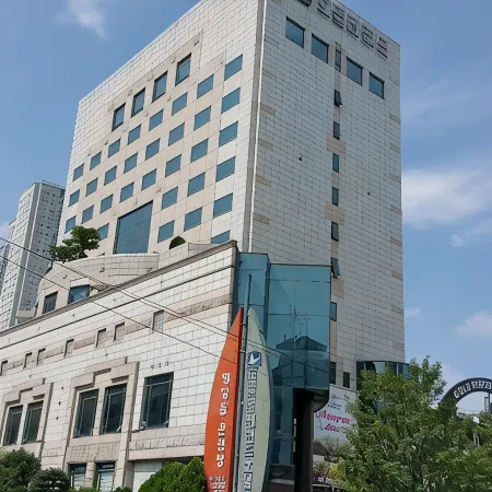 Legend Hotel