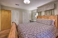 "Abbie's Place: Spacious 4Br Sanctuary with Sunroom and Private Backyard" - 民泊