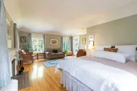 Charming Historic Gem in the Heart of Missoula's University District - 5-Star