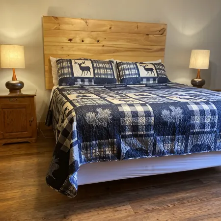 Spacious Farmhouse in Maggie Valley