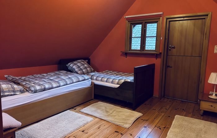 Lower Saxony warehouse with a cozy country house atmosphere for up to 6 people