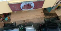 Travellers Tavern - Bãi đậu xe
