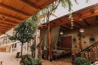 Hotel Dilshoda - Homestays