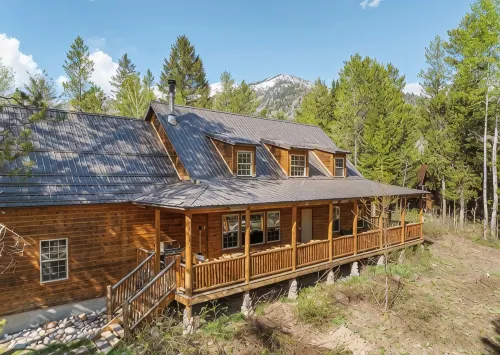 30 Min to Jackson Hole • Alpine Retreat • Hot Tub • Sleeps 12 - Chalets
