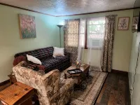 Relaxing, Peaceful 1-bedroom Pet- Friendly Apartment - Wifi