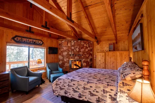 Green Door Lodge- Duck Creek Village, Ut. -3bd/2ba - Pet Friendly! - Hytter