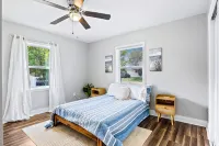 Beachy getaway in lovely Lakeland, Fl! - 4-Star