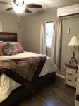 Lake Texoma! Beautiful Cabin with Relaxing atmosphere!sleeps 5 - พร้อมWifi